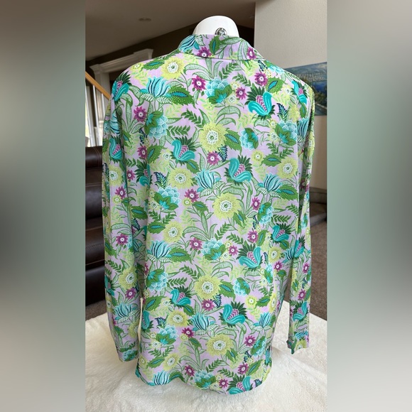 JJill lightweight, long sleeve blouse button up - Picture 2 of 3